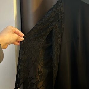 Rumia Elegant Black Lace Dress